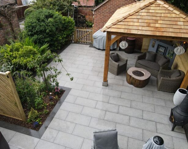 Porcelain Paving in Stoke on Trent – Outdoor Porcelain Paving